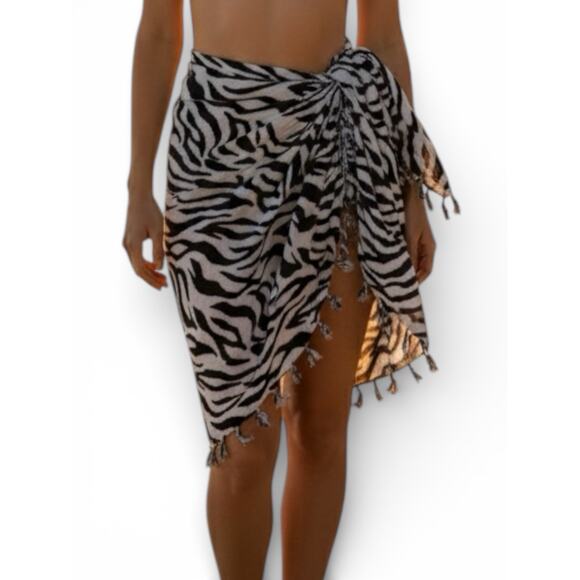 Bridge to Bali Other - Bridge to Bali Made in Indonesia Zebra-Print Rayon Beach Cover-Up